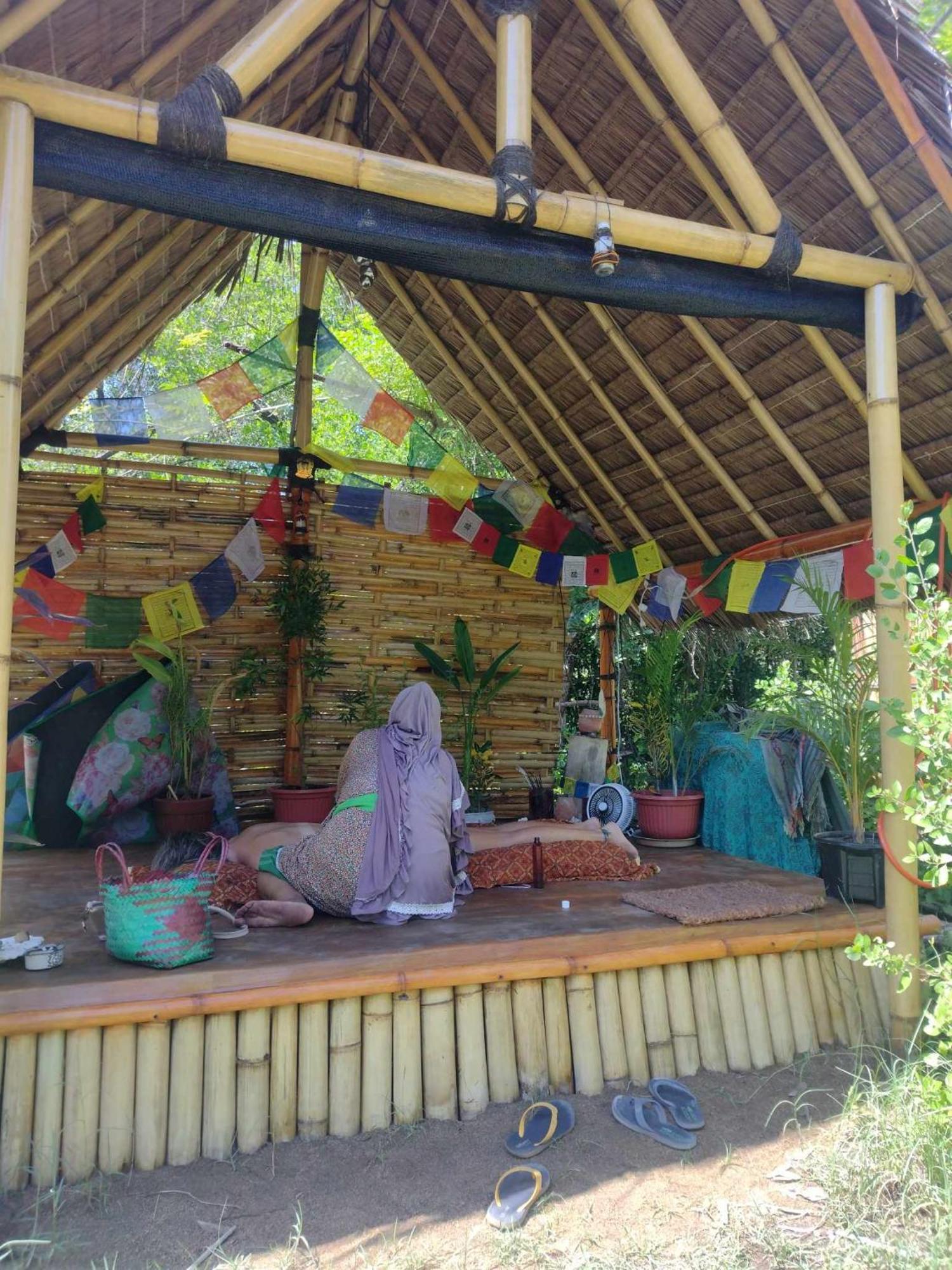 Auberge de jeunesse Uncle Hippie'S Dream à Gili Meno Extérieur photo