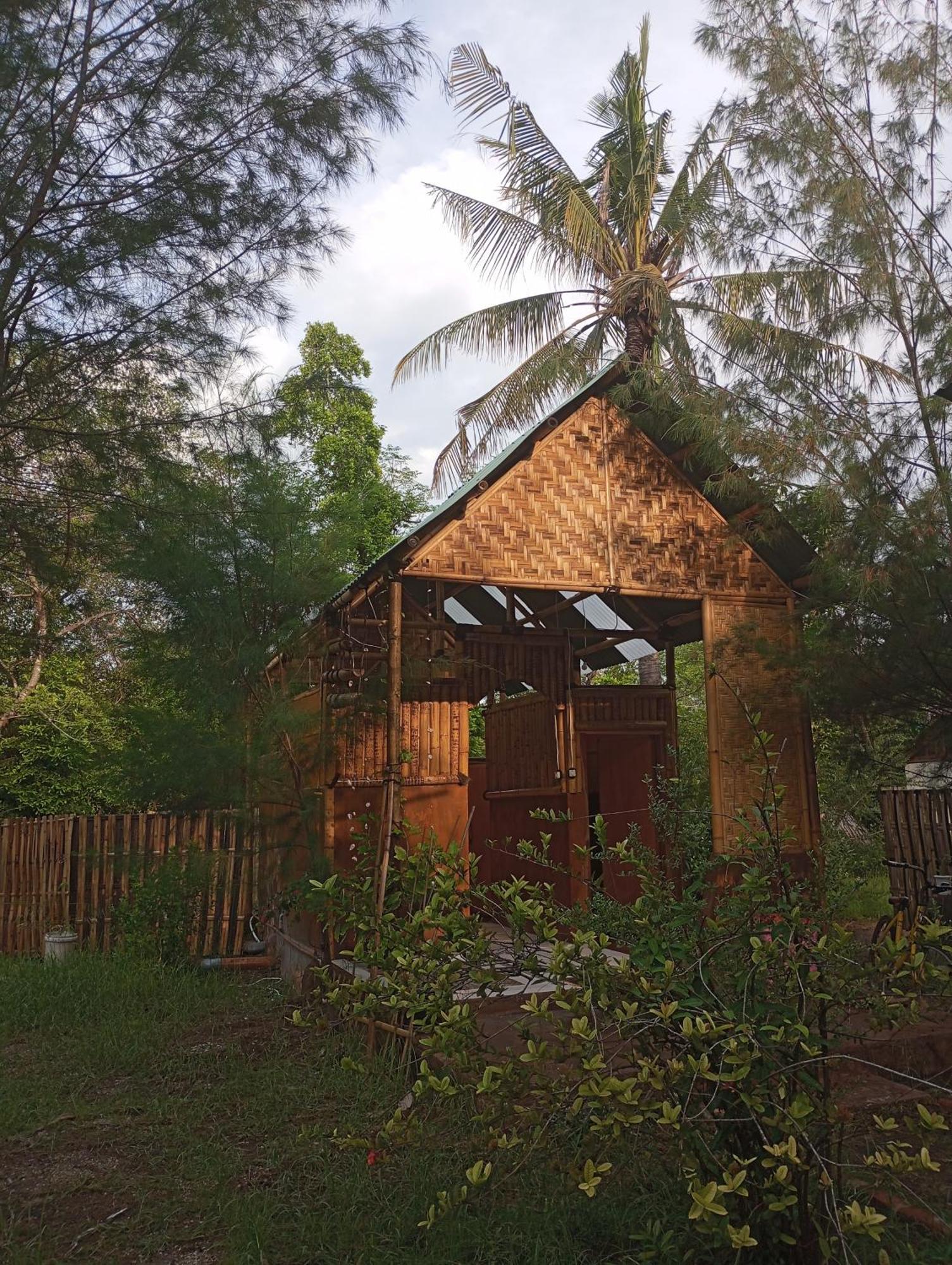 Auberge de jeunesse Uncle Hippie'S Dream à Gili Meno Extérieur photo